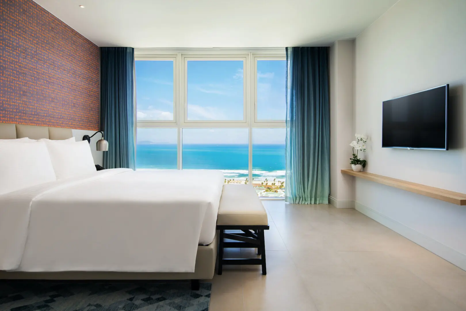 1.2+alma+ +ocean+view+suite+1+bedroom