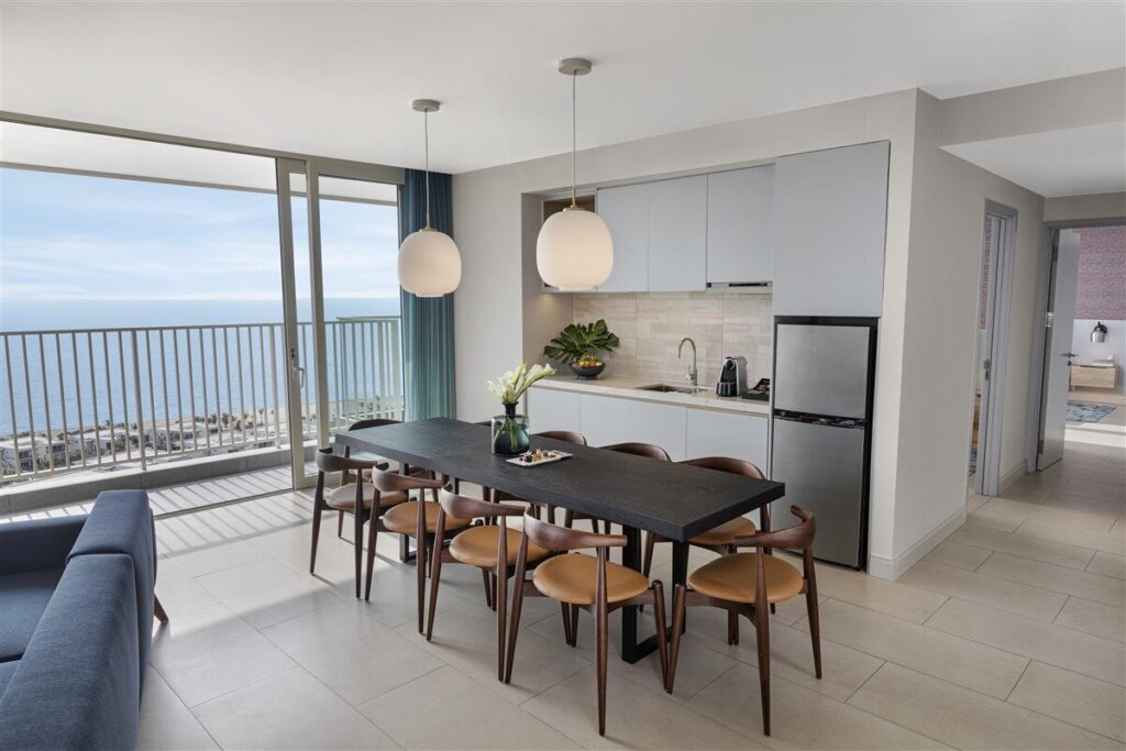 2 Bedroom Suite With Terrace Panoramic Ocean View (1)