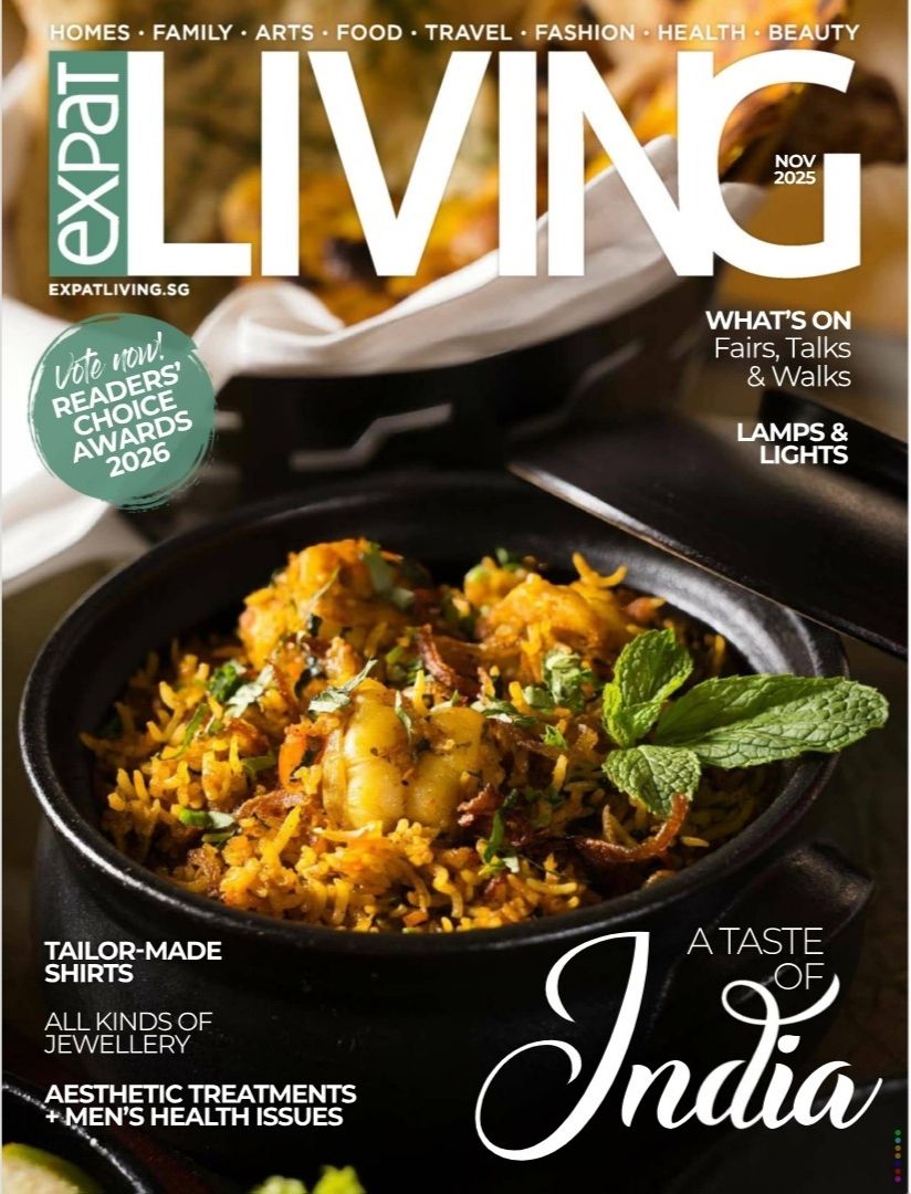 2025.11.expat Living Singapore.pdf