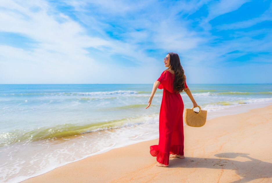 7 Best Beaches in Cam Ranh vs Nha Trang in 2026 4 Pristine white sand shoreline with turquoise water at Bai Dai, showcasing the natural beauty of Cam Ranh beaches.