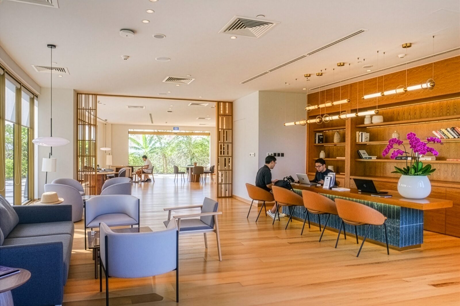 Chi Phi Du Lich Cam Ranh 15
