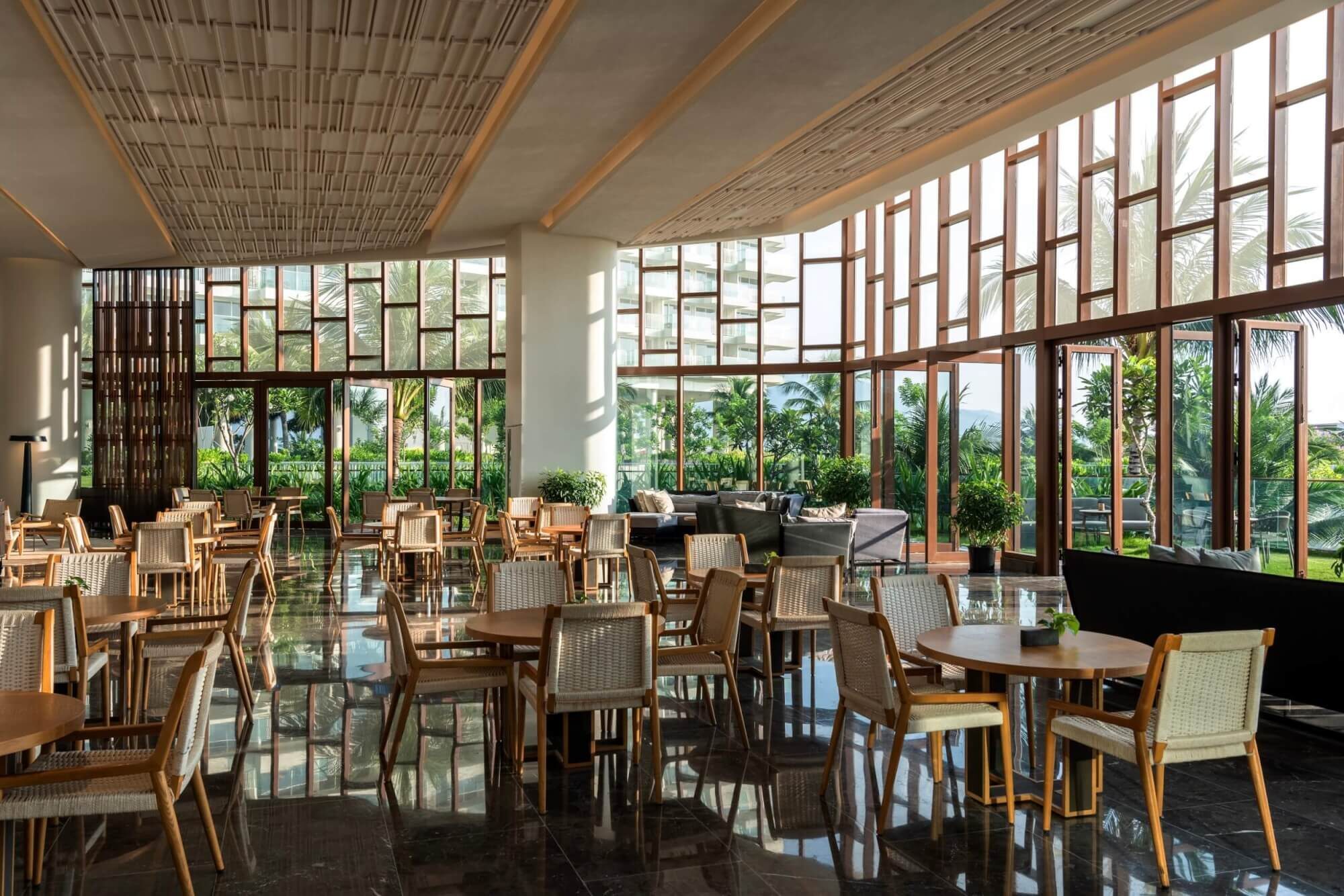 Top 20 Quán Cafe Đẹp Nhất Nha Trang Và Cam Ranh 2026