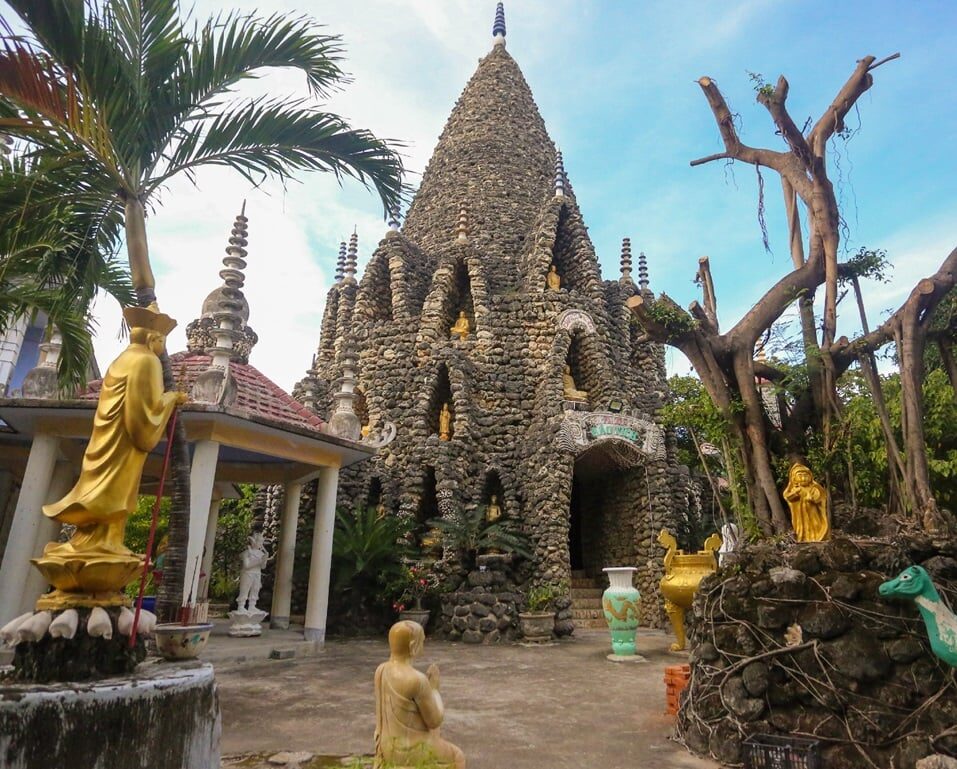 Đặt Lịch Chuyến Đi Qua Bộ Phận Hỗ Trợ Khách Hàng Của Resort