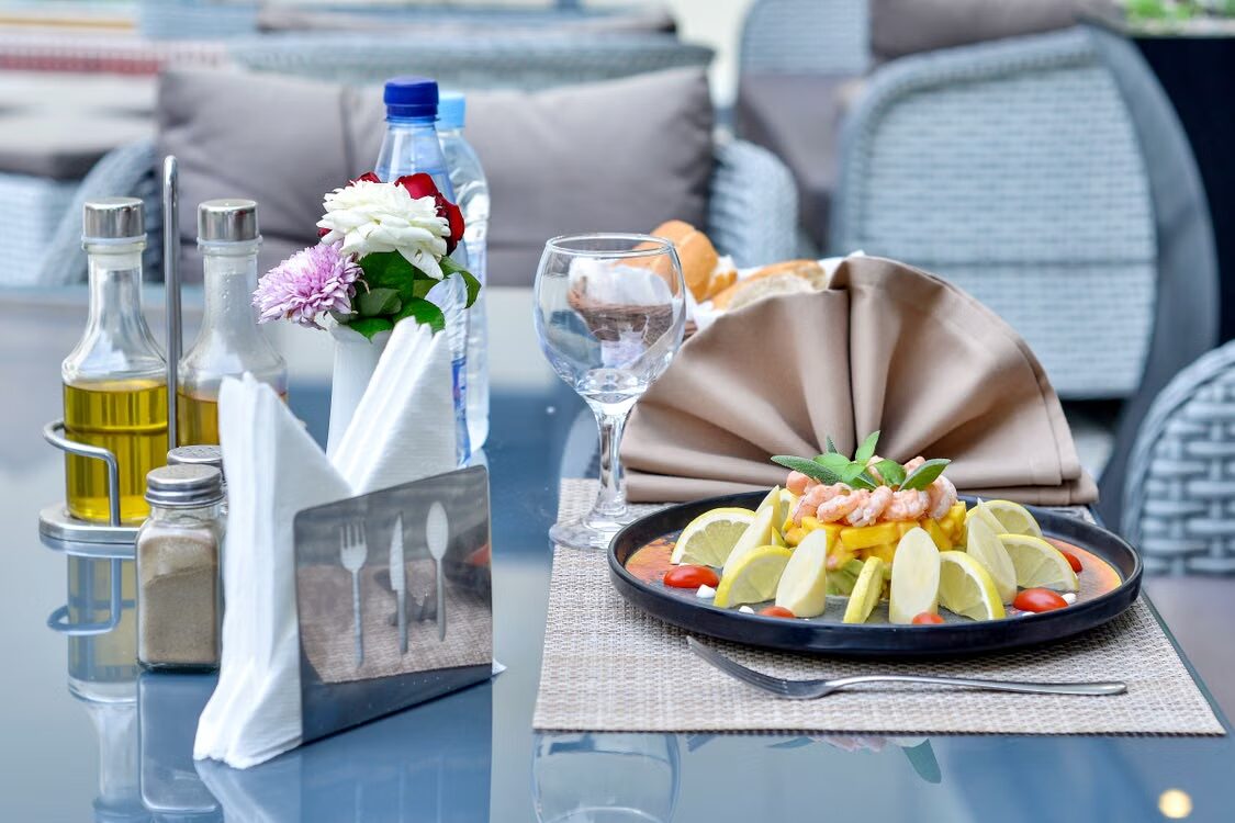 벤벤 뉴 레스토랑 (Ben Ben New Restaurant) – 캄란 훙브엉