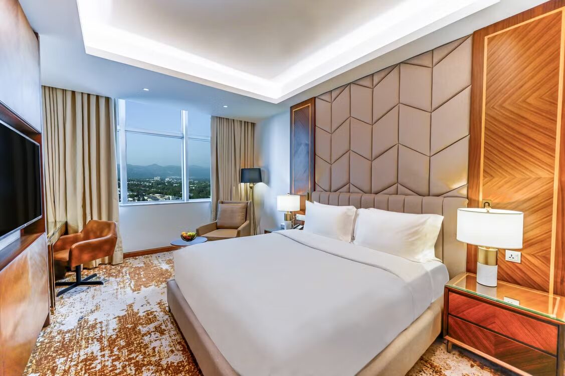 Nha Trang: Khách Sạn Thành Phố Gần Khu Mua Sắm Và Phố Đêm