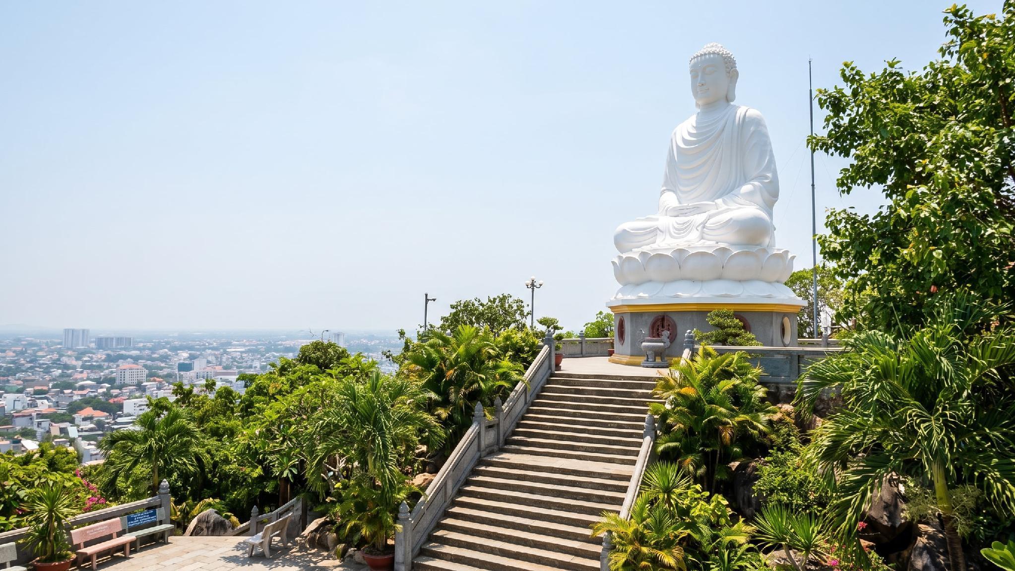 Long Son Pagoda