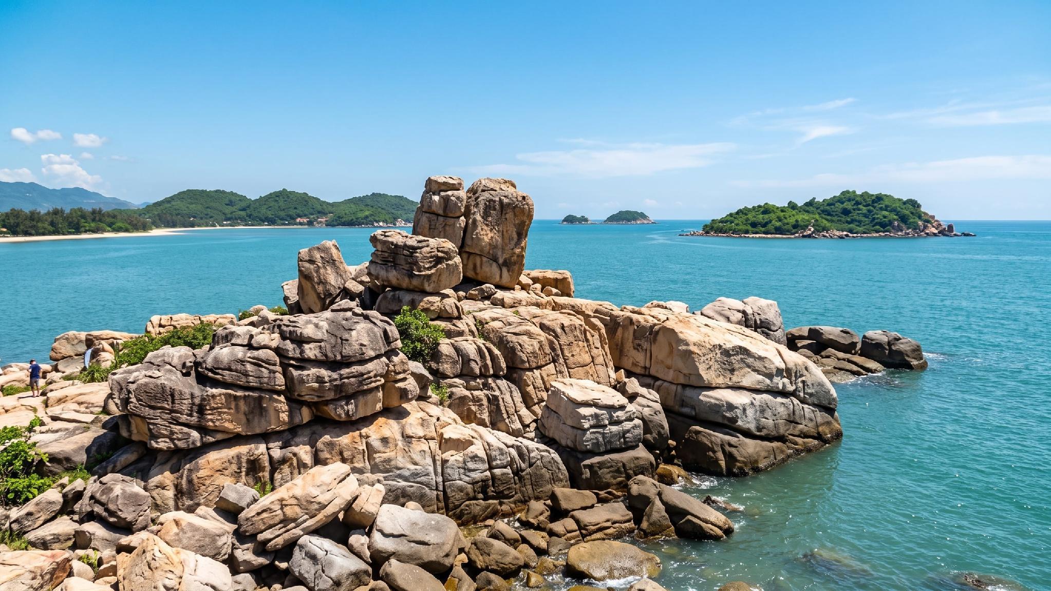 nha trang travel guide – Hon Chong and the Quieter Northern Coves